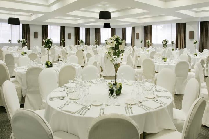 Rafaelhoteles Atocha offers wedding services