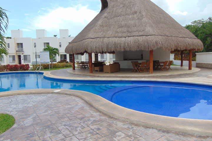 PriceTravel - Viaja fácil, sin pretextos