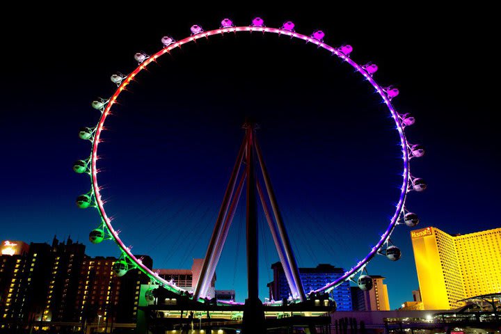 Easy access to the world's tallest ferris wheel