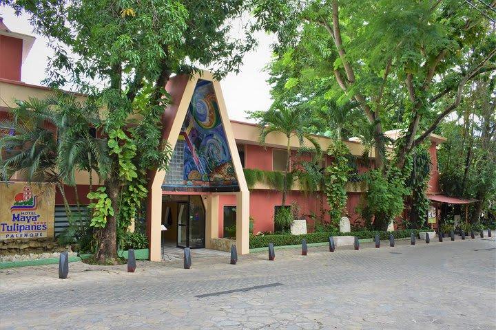 Hotel Maya Tulipanes