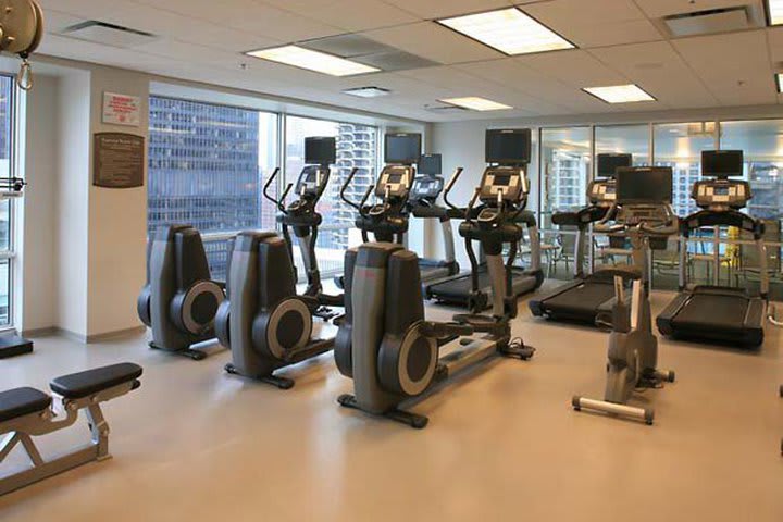 Gimnasio del SpringHill Suites by Marriott Chicago Downtown