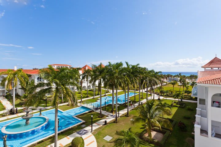 Panoramic view of the hotel