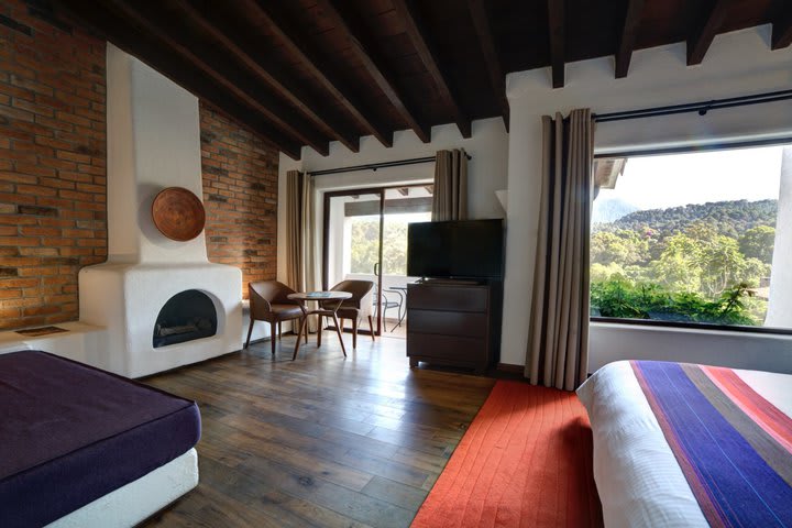 Chimenea en una junior suite