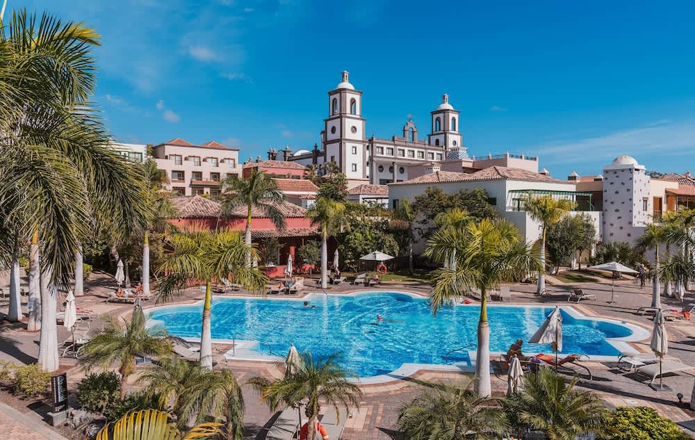 PriceTravel - Viaja fácil, sin pretextos