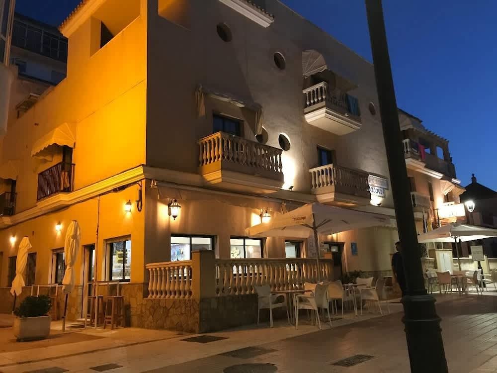 PriceTravel - Viaja fácil, sin pretextos