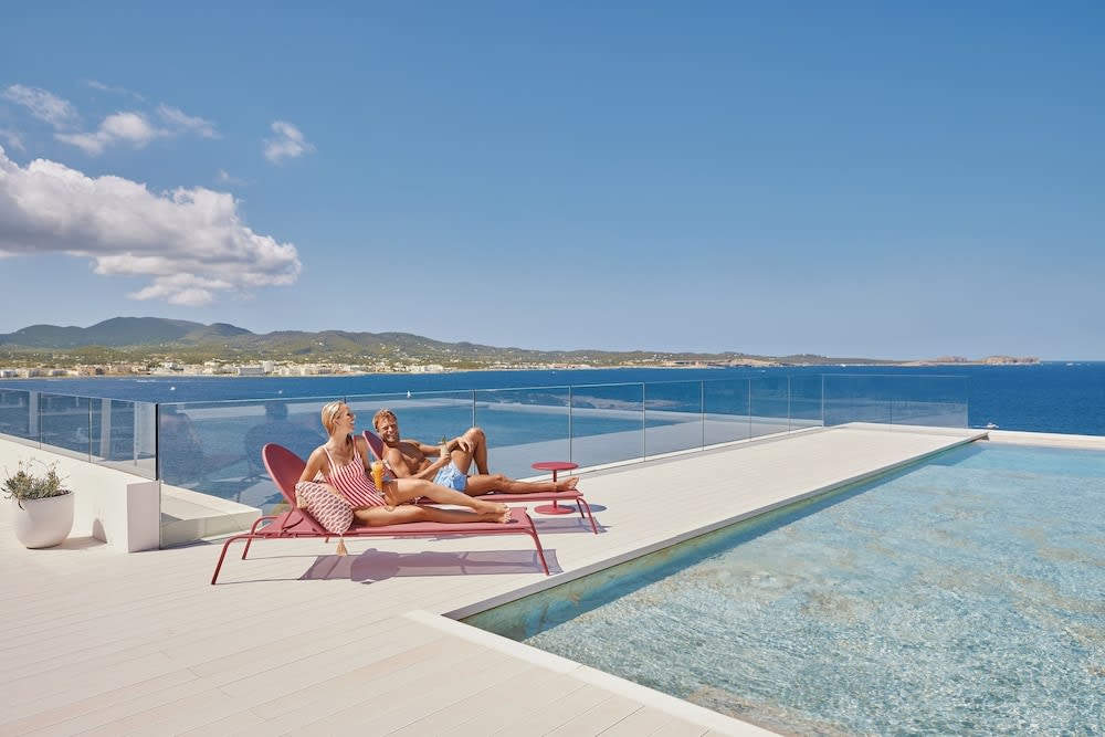 	The Signature Level at TRS Ibiza Hotel â€“ All Inclusive Adults Only +16 â€“ Club Access Included	