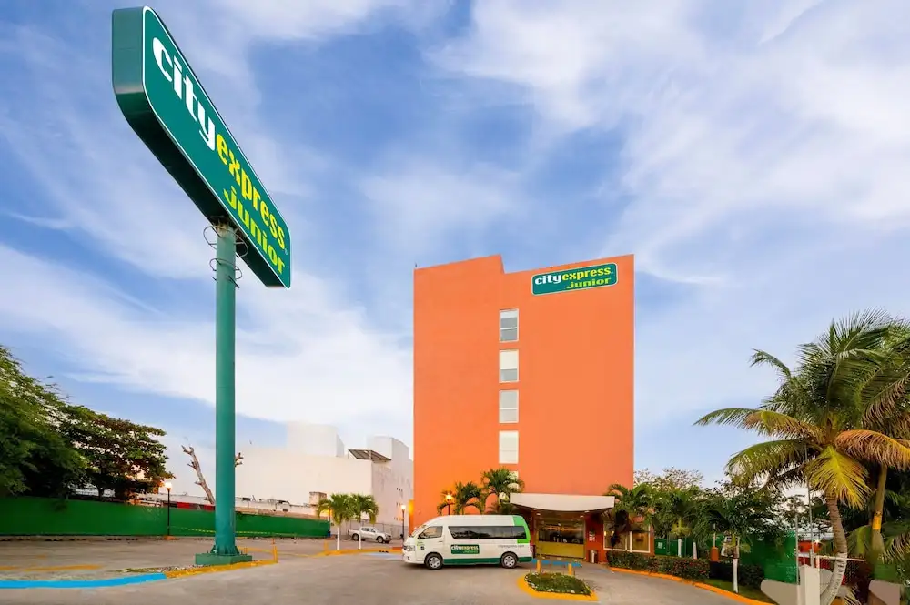 PriceTravel - Viaja fácil, sin pretextos