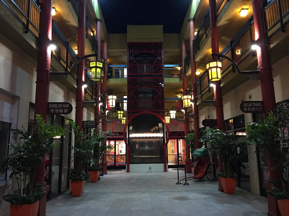 Best Western Plus Dragon Gate Inn