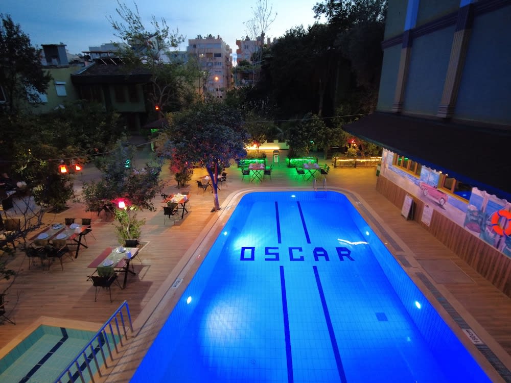 Oscar Garden Hotel