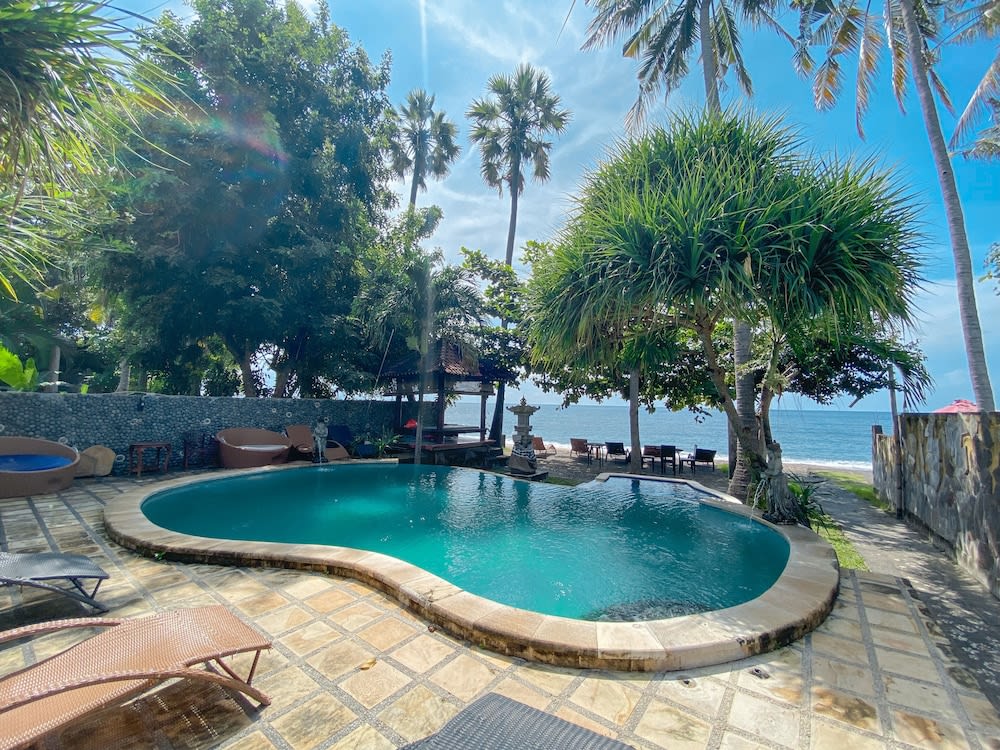 Bali Bhuana Beach Cottage