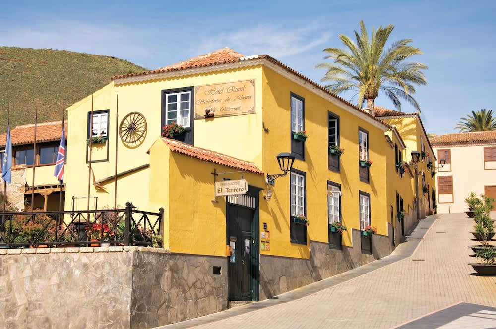 PriceTravel - Viaja fácil, sin pretextos