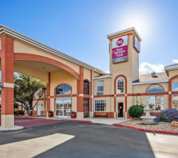 Best Western Plus Lubbock Windsor Inn
