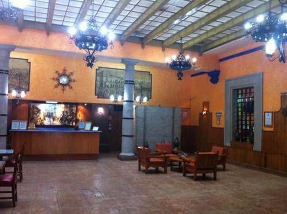 PriceTravel - Viaja fácil, sin pretextos