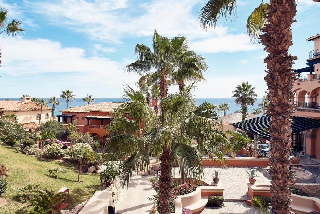 King Room with Ocean View and Balcony - Cabo