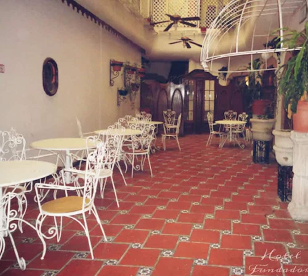 PriceTravel - Viaja fácil, sin pretextos
