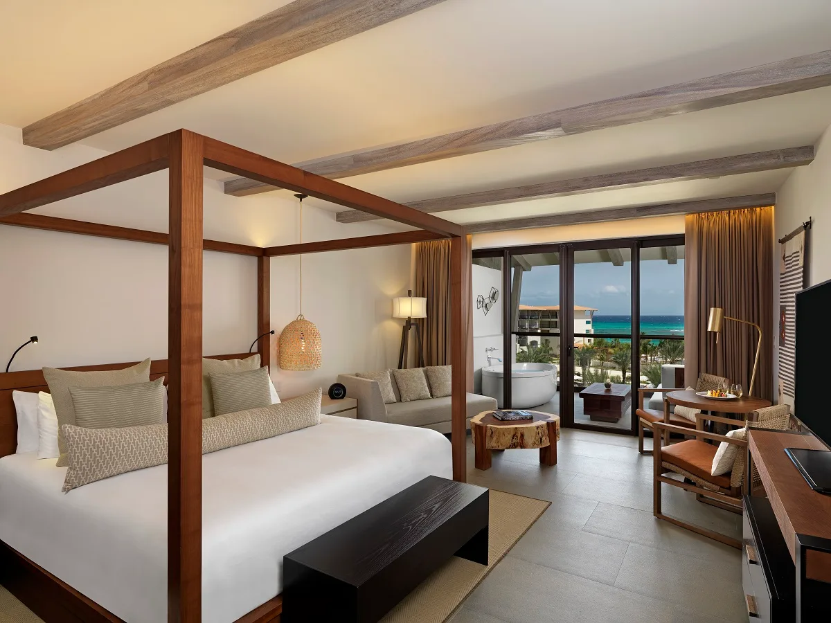Img - Alto Ocean View King