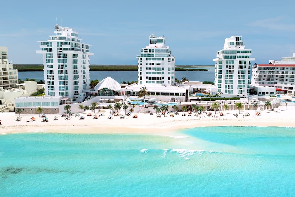 OLEO Cancún Playa All Inclusive Boutique Resort