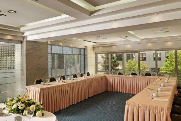 Host your events in the meeting rooms at the Alexandros Hotel in Athens