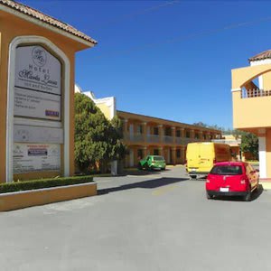 Hotel Maria Luisa Inn & Suites