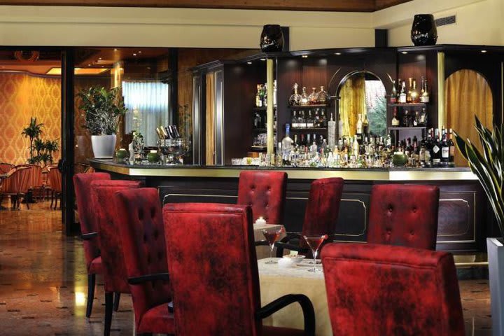 Bar 66 at the Milan Marriott Hotel