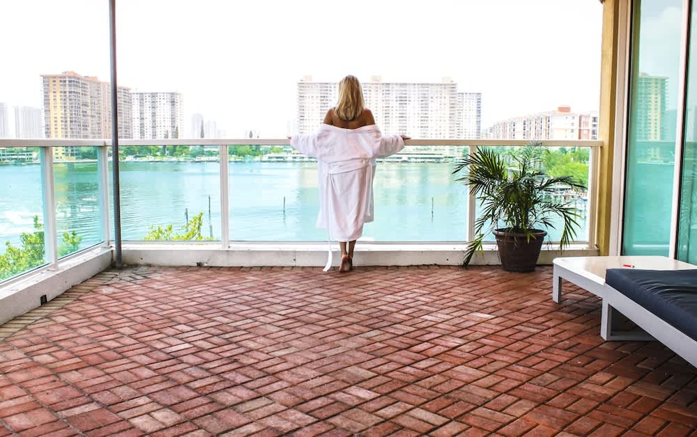 PriceTravel - Travel easy, without excuses