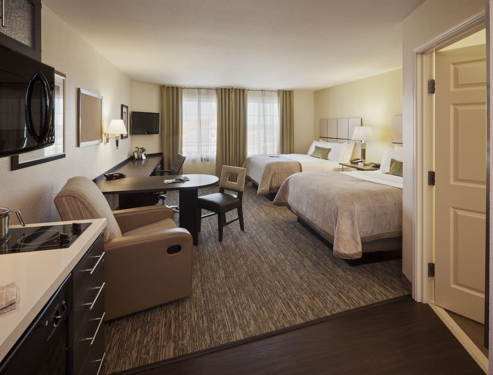 Candlewood Suites San Antonio Airport, an IHG Hotel