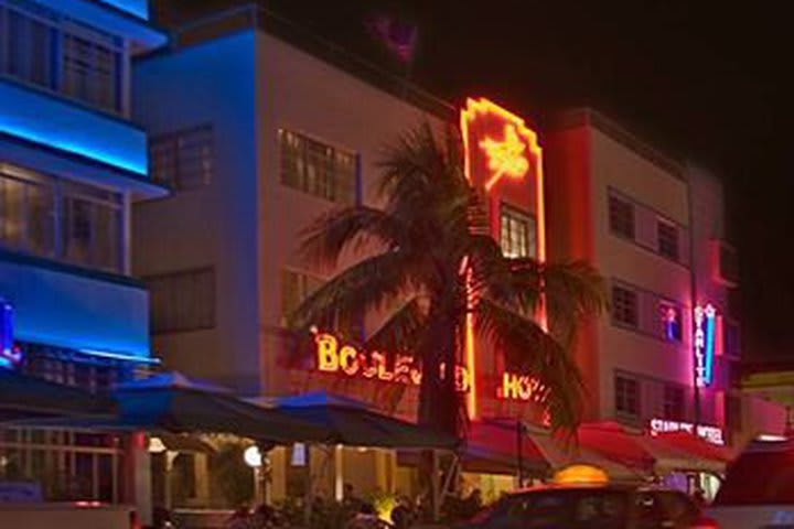 Vista exterior del hotel Boulevard  Ocean Drive en Miami Beach