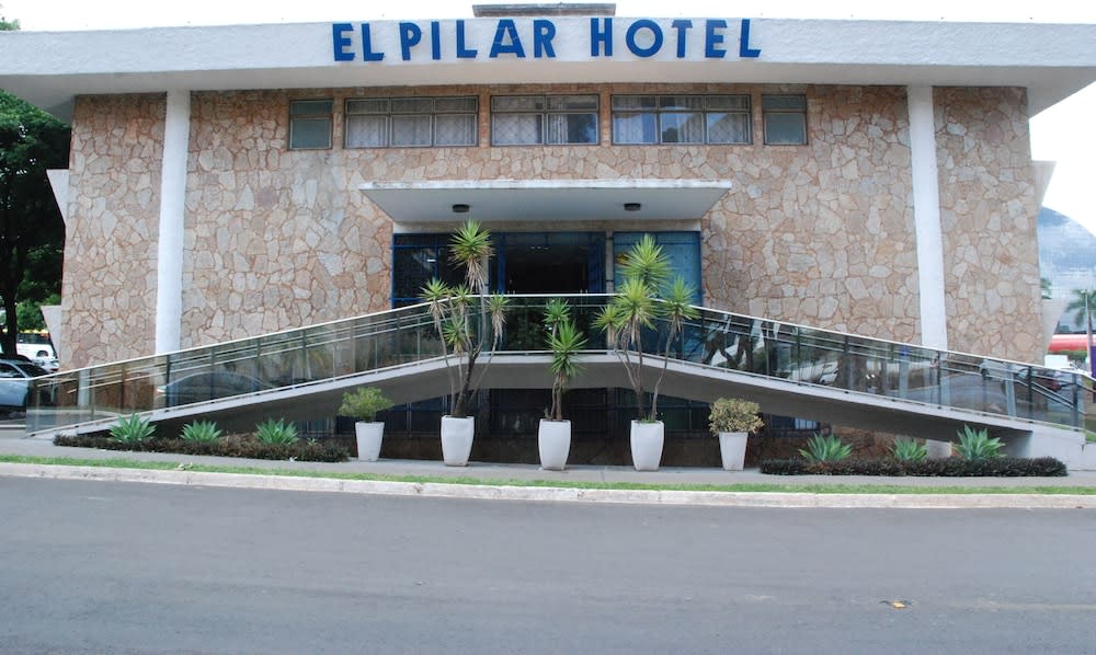 Hotel El Pilar