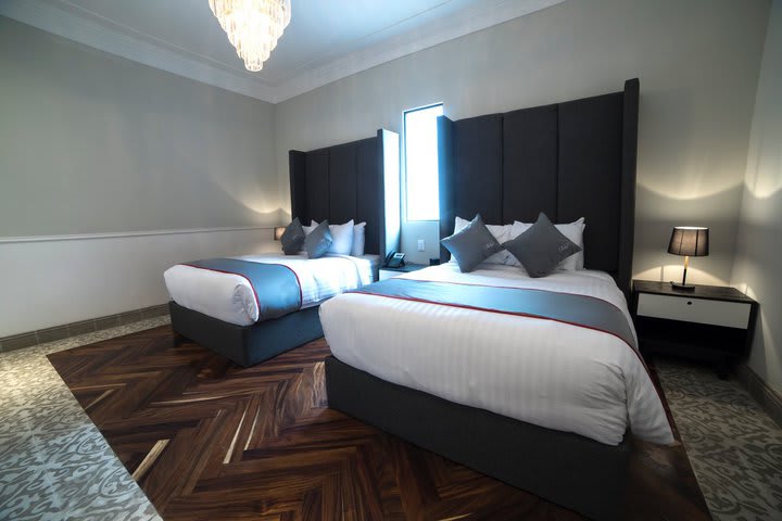 Standard guest room with 2 beds