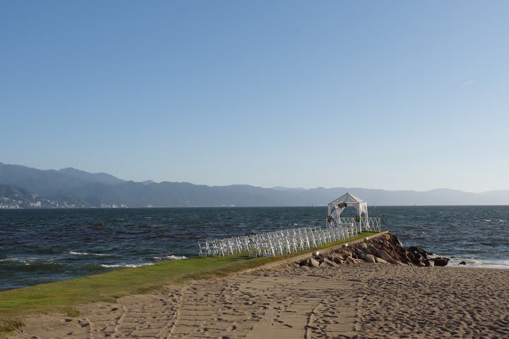 The hotel celebrates weddings on the beach