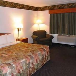 Quality Inn Bolingbrook I-55