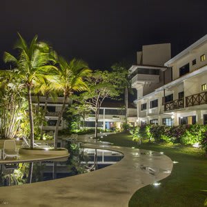 Coronado Luxury Club & Suites