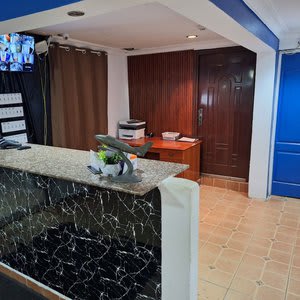 Express Inn Panama International Airport Hostel