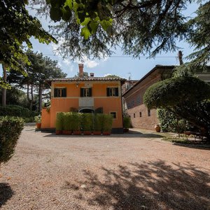 Big Family Villa in Rome Countryside