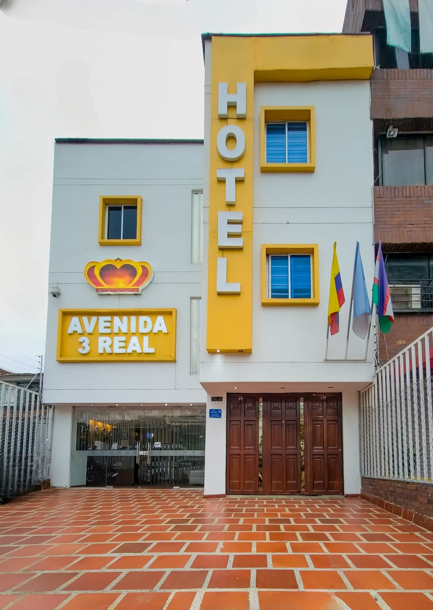 Hotel Avenida 3 Real