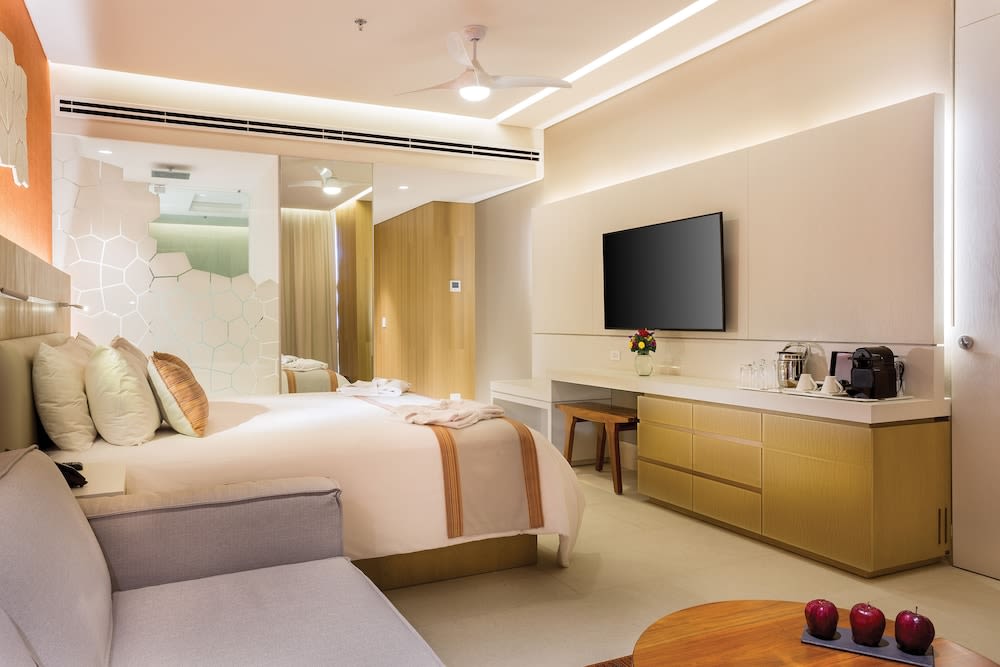 Img - Deluxe Golf and Ocean View King