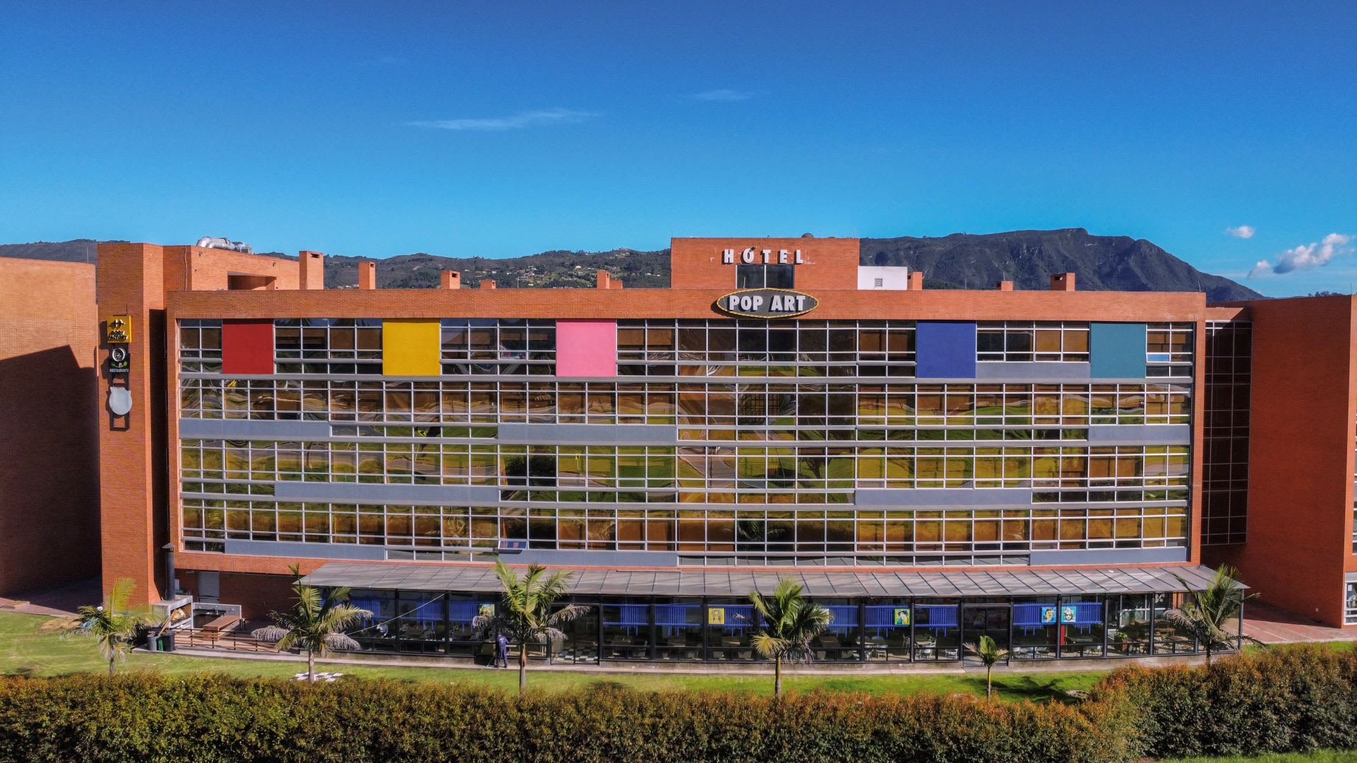 Pop Art Hotel Tocancipa y Centro de Convenciones