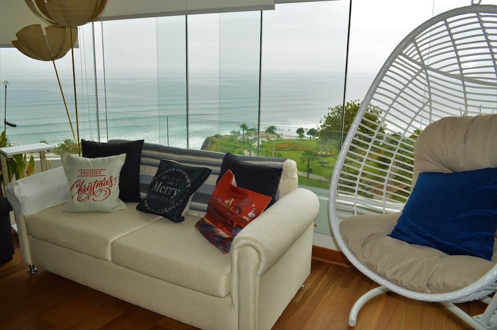 Modern Miraflores Apartment Ocean View