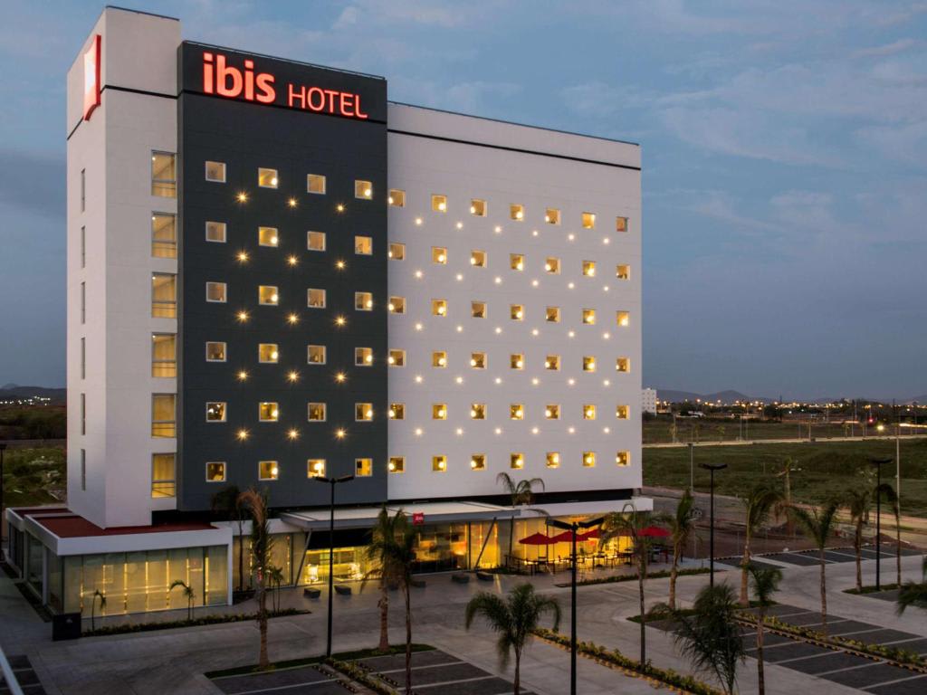 ibis Mazatlán Marina