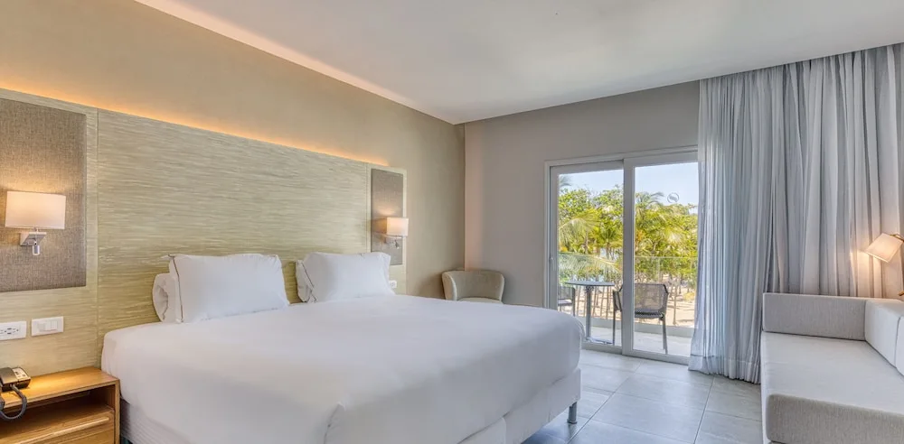 Img - Senator Luxury Junior Suite Ocean View