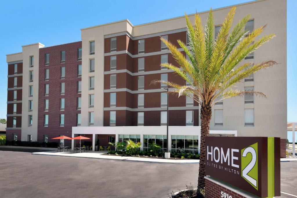 Home2 Suites by Hilton Orlando Near Universal