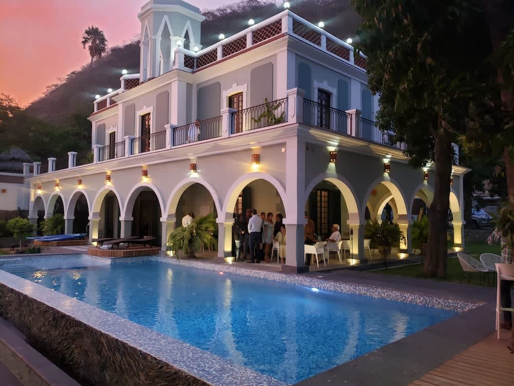 PriceTravel - Viaja fácil, sin pretextos
