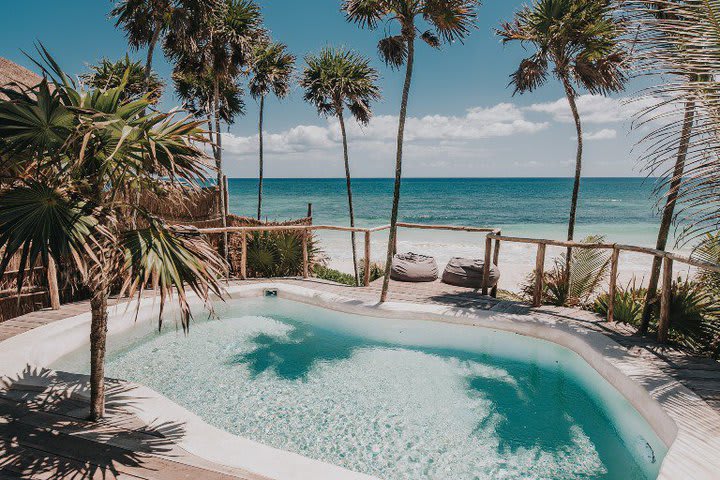 Piscina de una casita loft