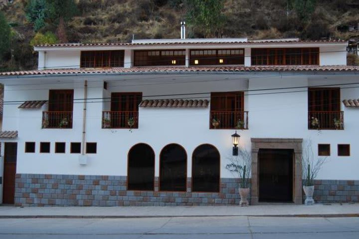 MamaSara Hotel