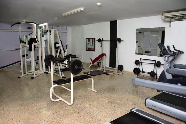 Gimnasio equipado