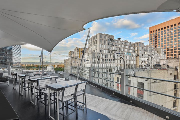 El hotel tiene una terraza exclusiva para realizar eventos particulares