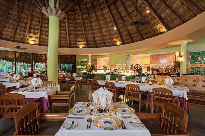 Palapa Grill El Cedral sirve cortes de carne