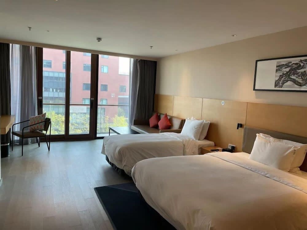 Holiday Inn Express Beijing Shijingshan Parkview, an IHG Hotel