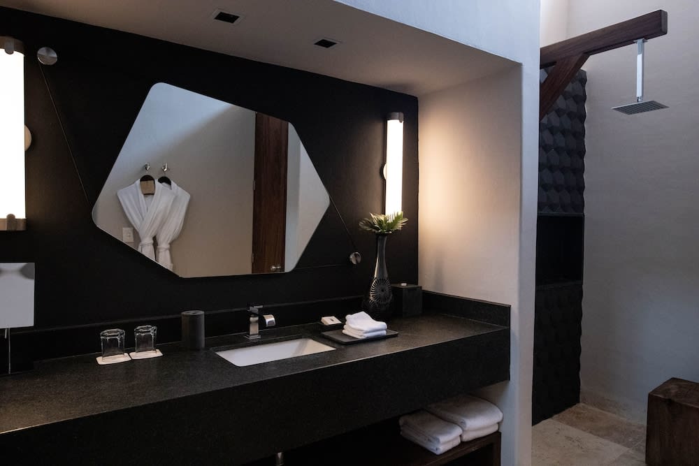 Img - Suite, Beachfront (Plunge Pool)