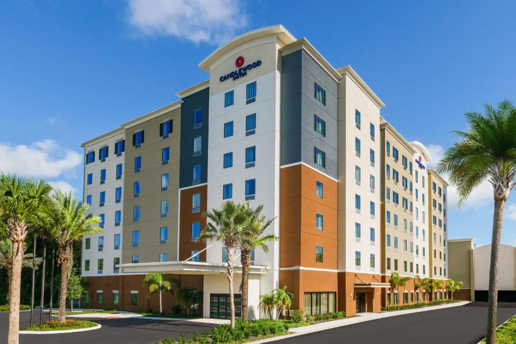 Candlewood Suites Orlando - Lake Buena Vista, an IHG Hotel